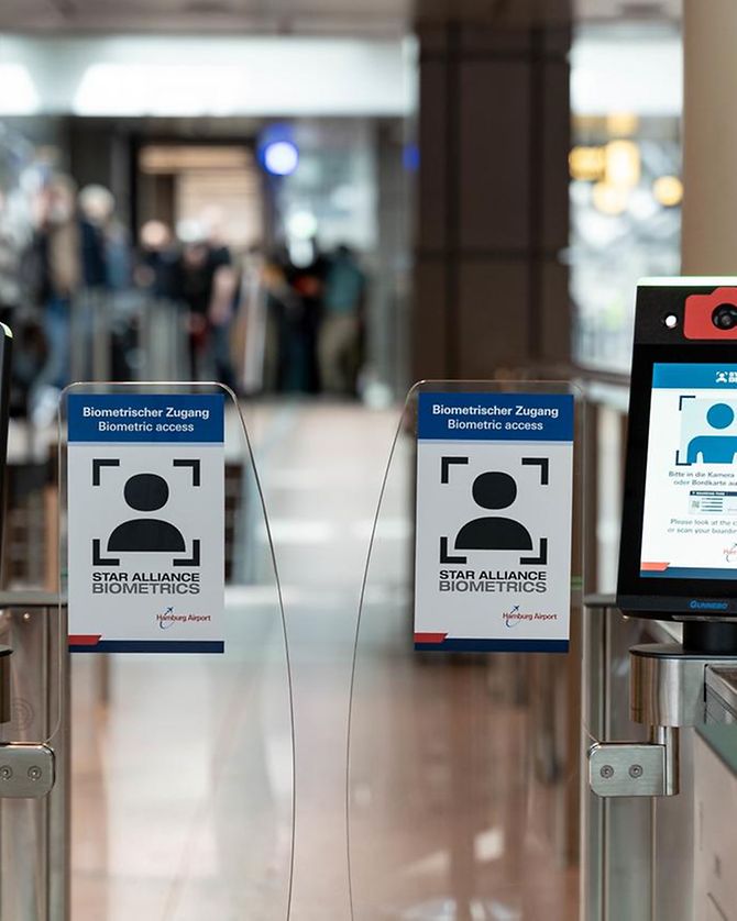 Star Alliance Biometrics at Hamburg Airport