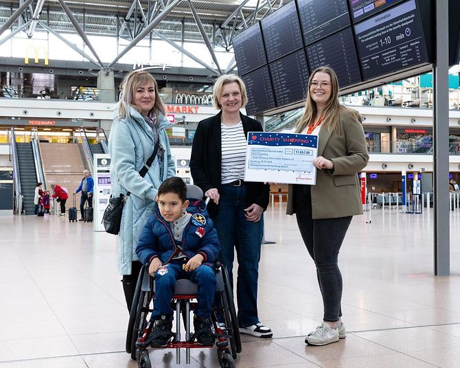 Charity Shopping am Hamburg Airport